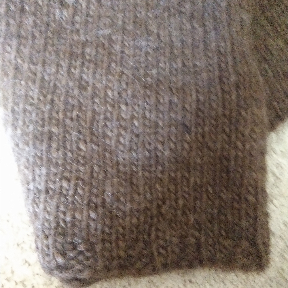 Wool neck warmer - Picture 2 of 3